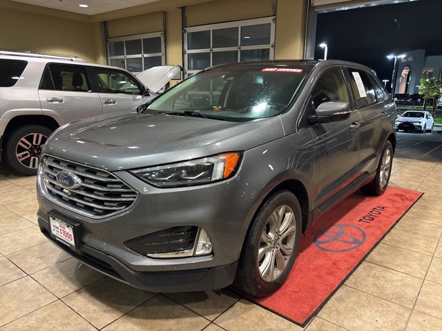 2023 Ford Edge Titanium's photo