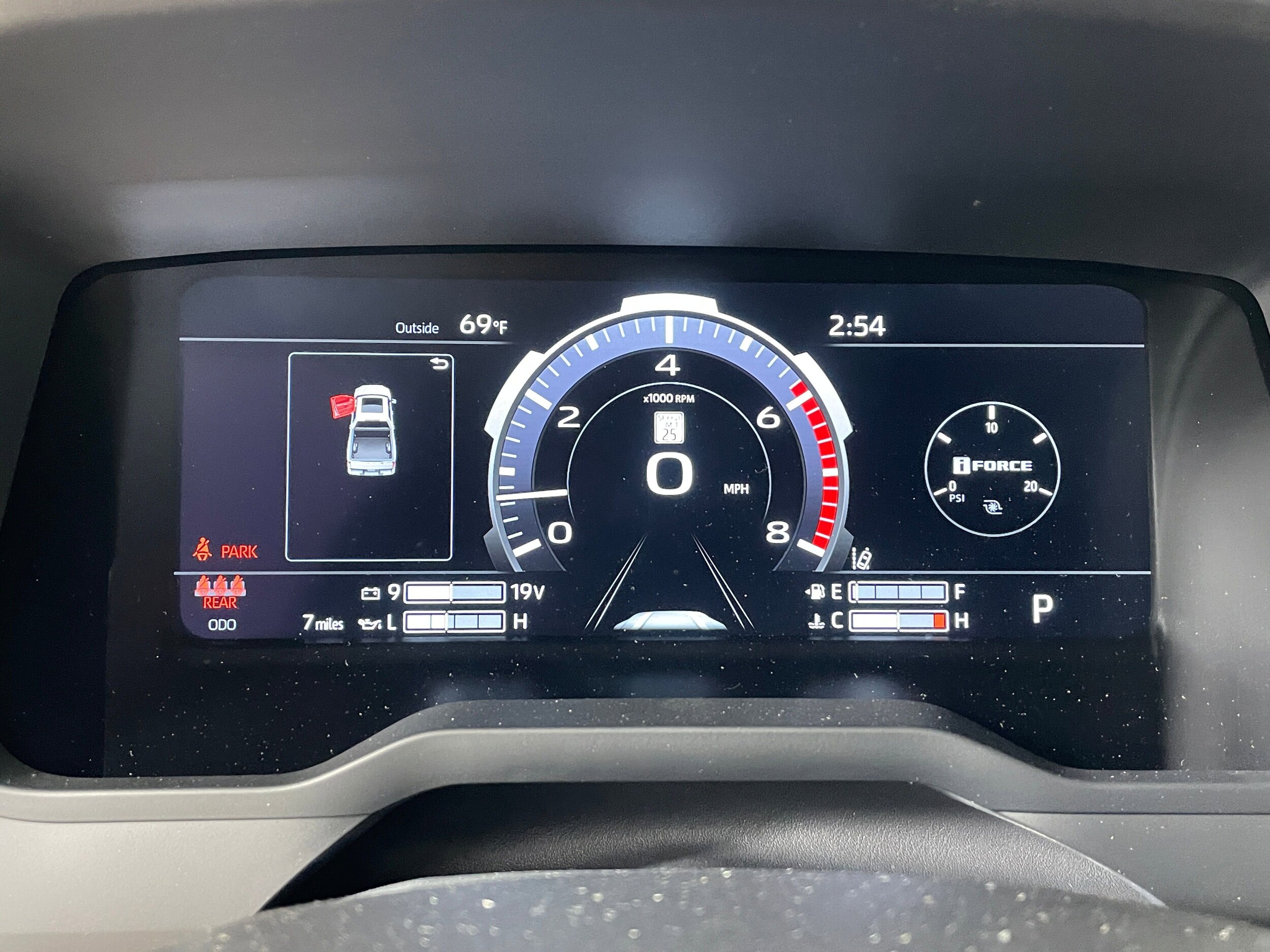 2025 Toyota Tundra 1794 Edition CrewMax photo 3