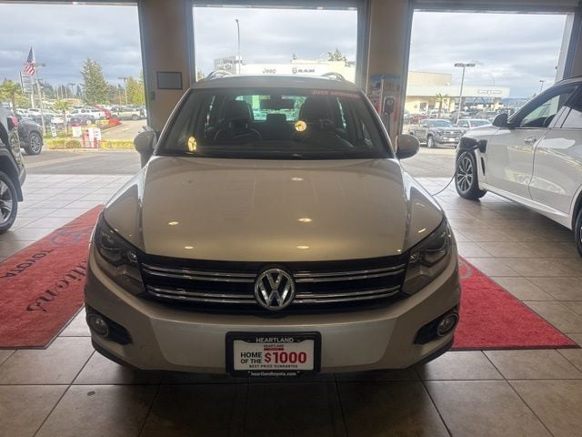 2017 Volkswagen Tiguan 2.0T SEL 4MOTION photo 2