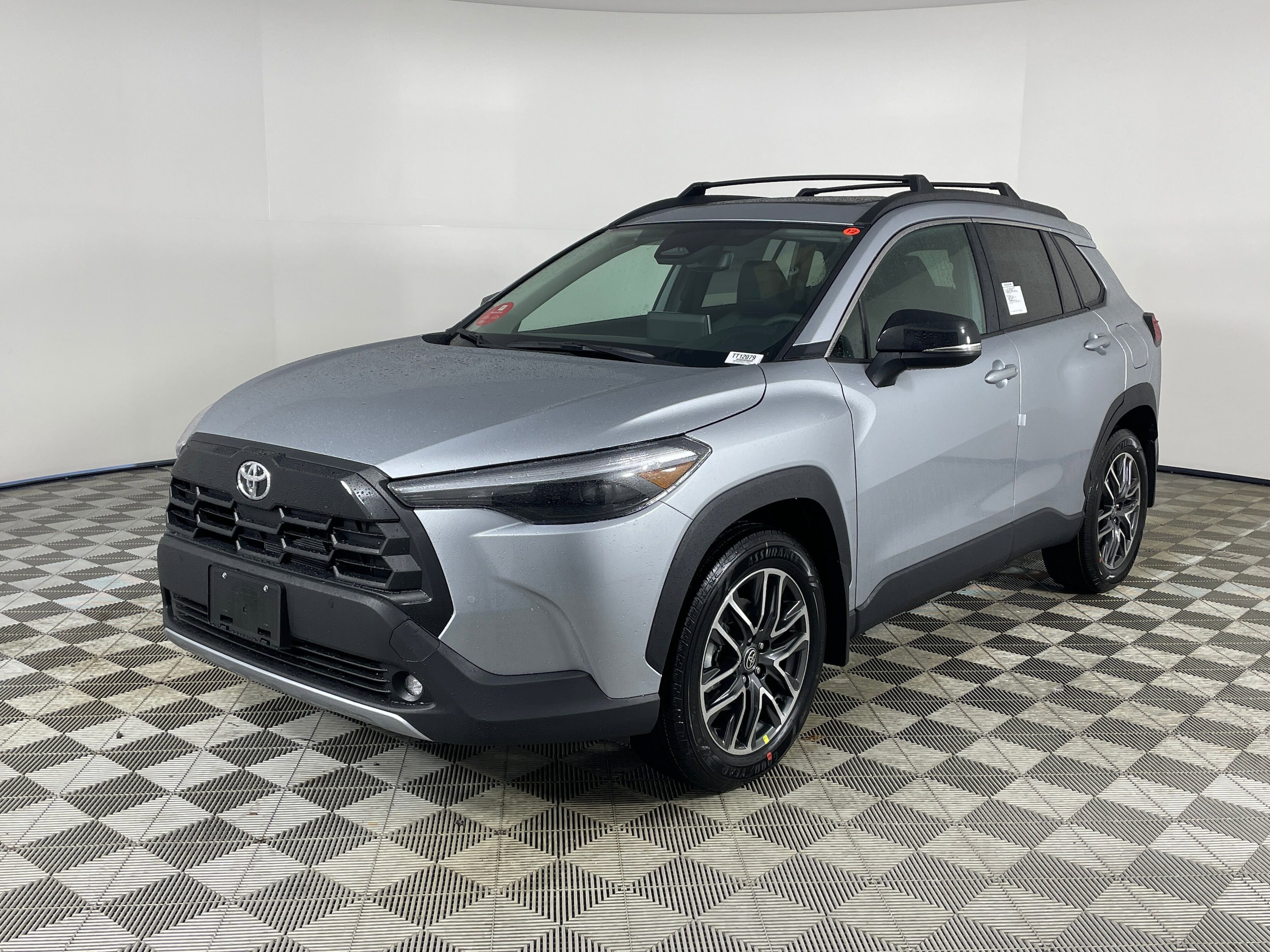 2026 Toyota Corolla Cross XLE's photo