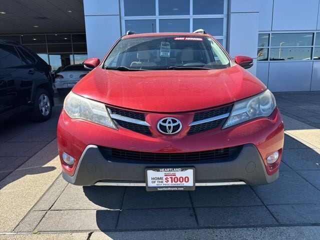 2015 Toyota RAV4 XLE photo 2