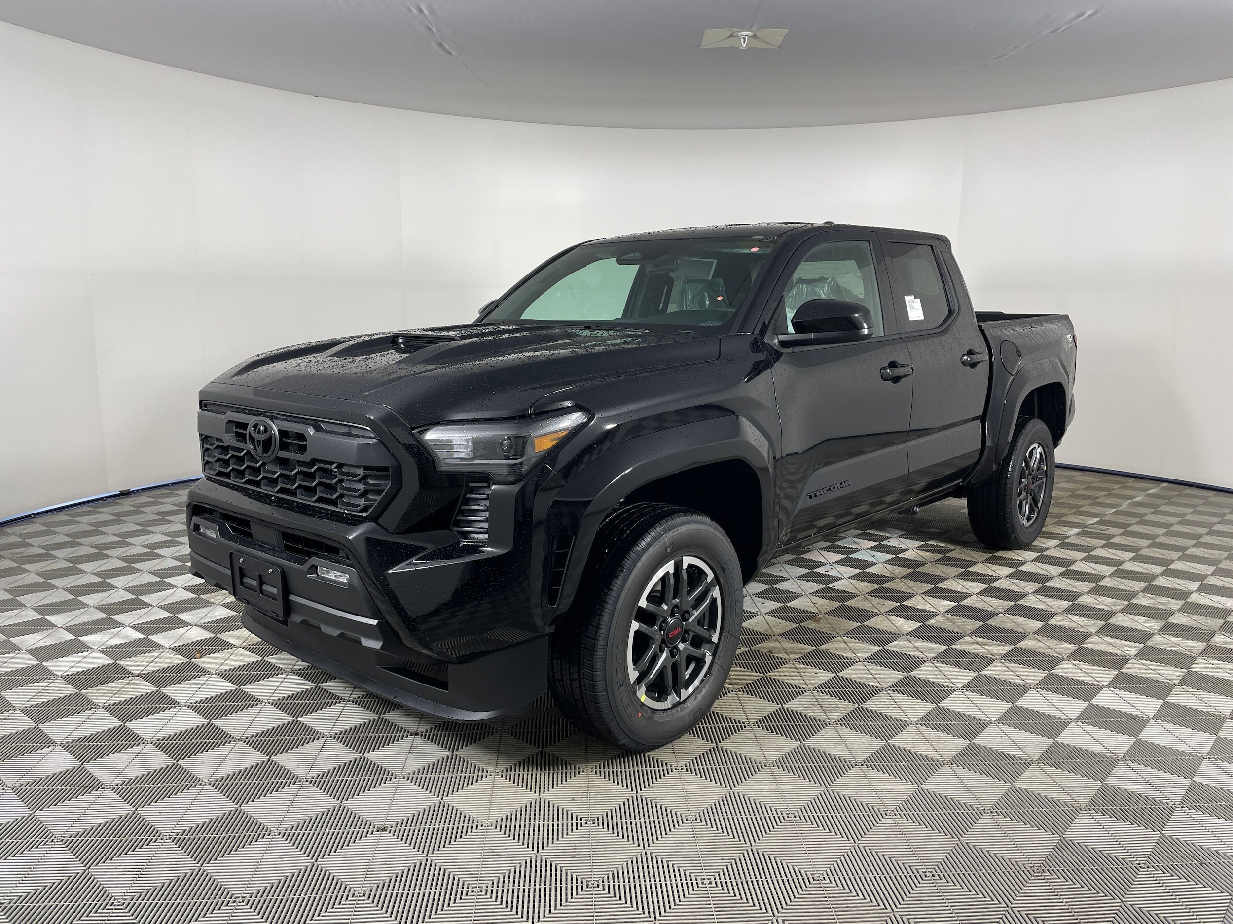 2026 Toyota Tacoma TRD Sport's photo