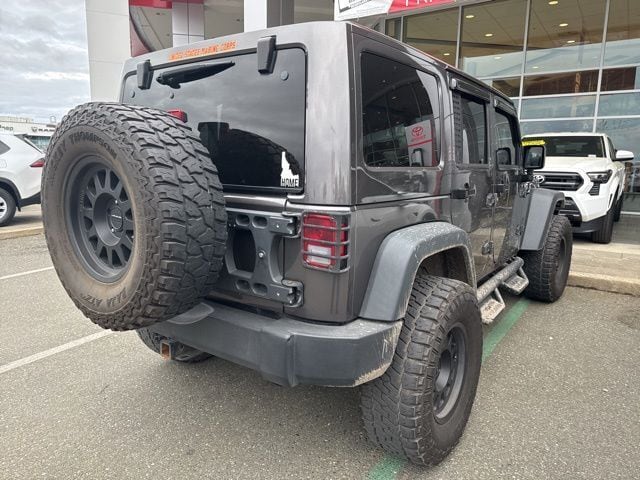 2014 Jeep Wrangler Unlimited Rubicon 4x4 photo 6