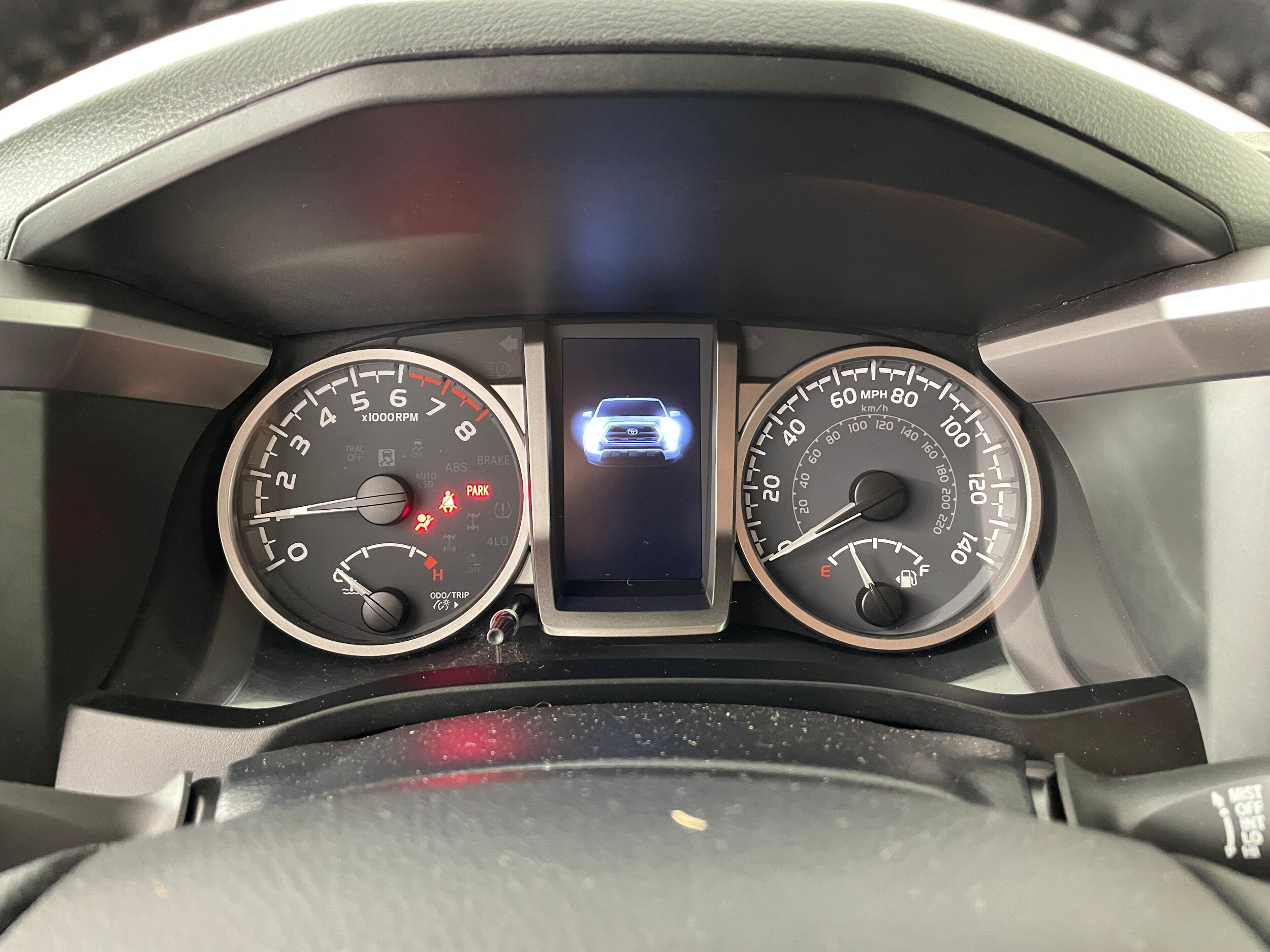 2023 Toyota Tacoma SR5 V6 photo 2