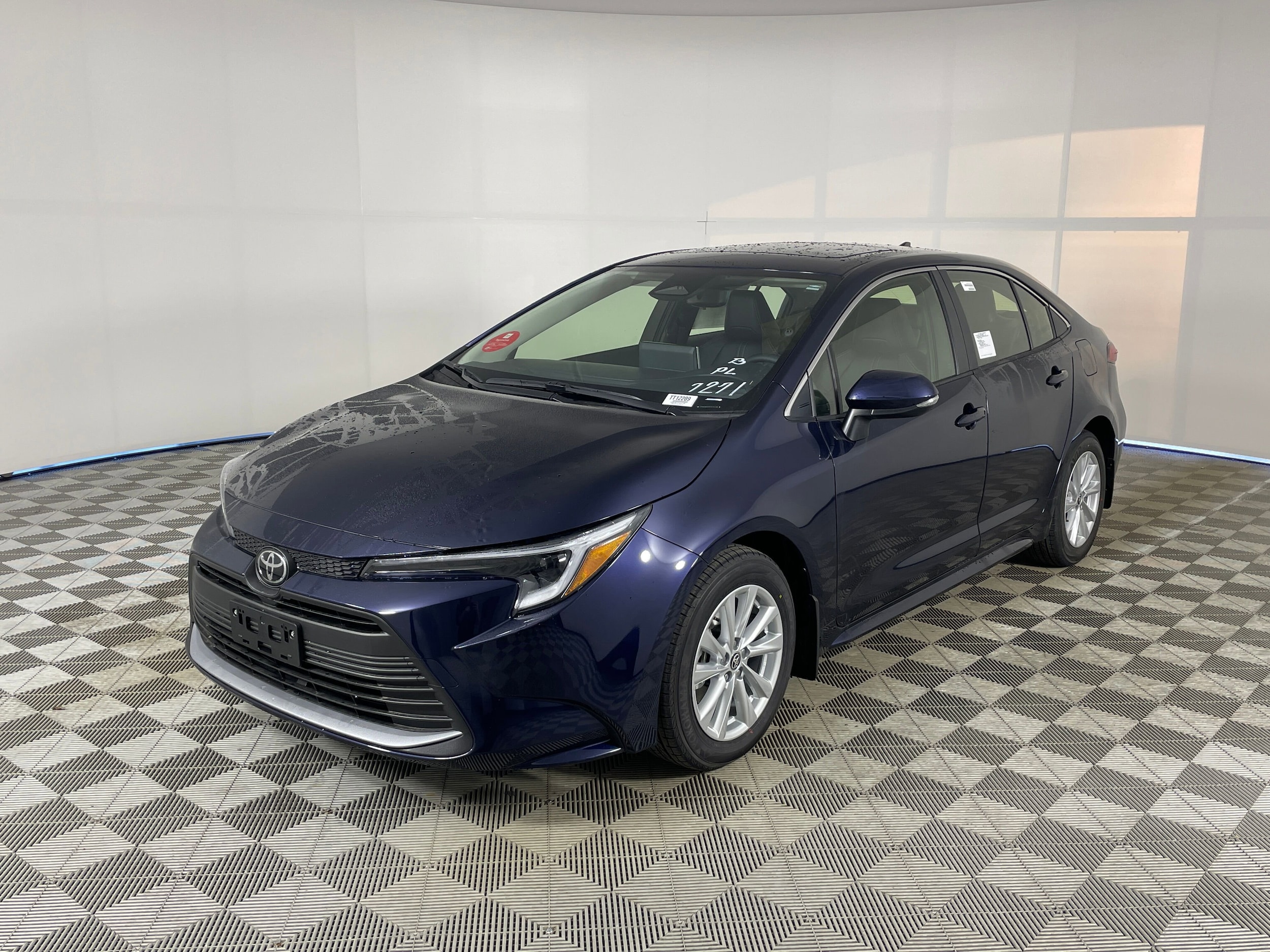 2026 Toyota Corolla Hybrid XLE SEDAN 