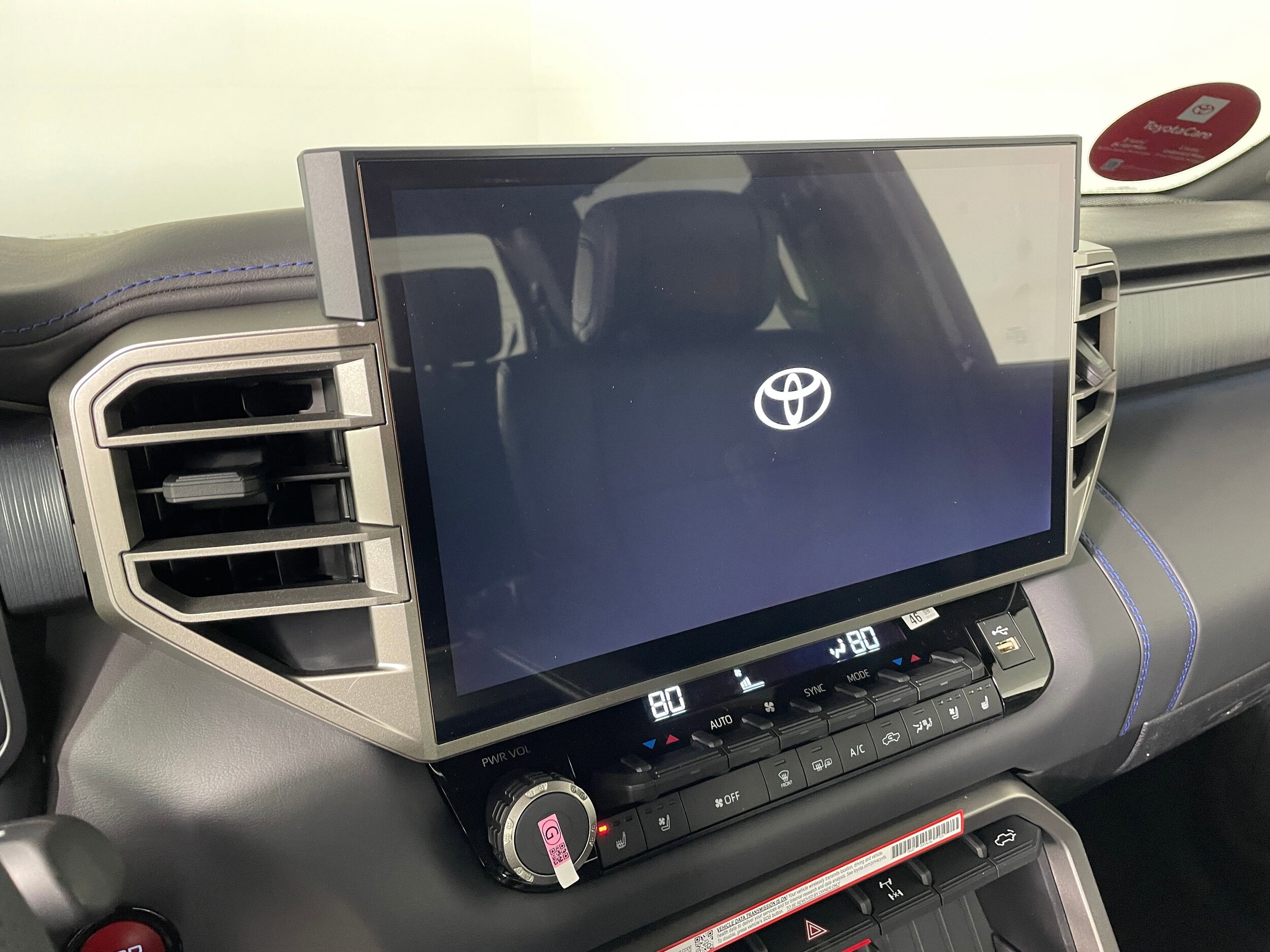 2026 Toyota Tundra Platinum CrewMax photo 3