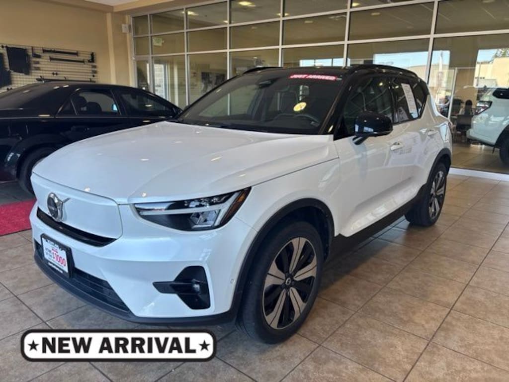 Used 2023 Volvo XC40 Recharge Pure Electric Plus SUV