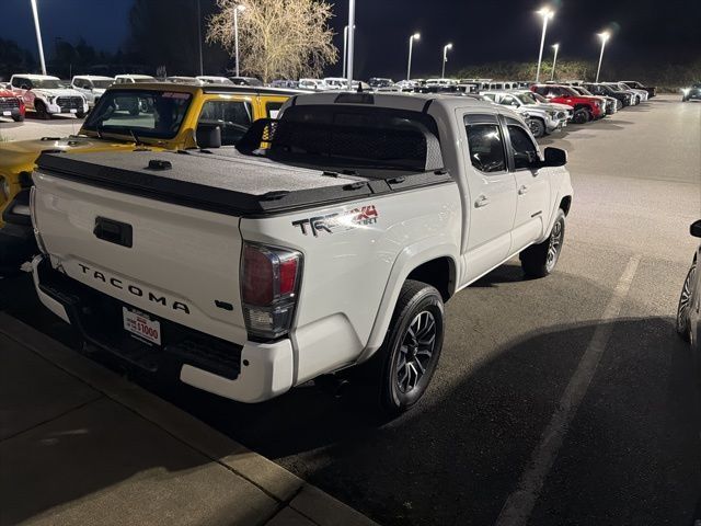 2022 Toyota Tacoma photo 4