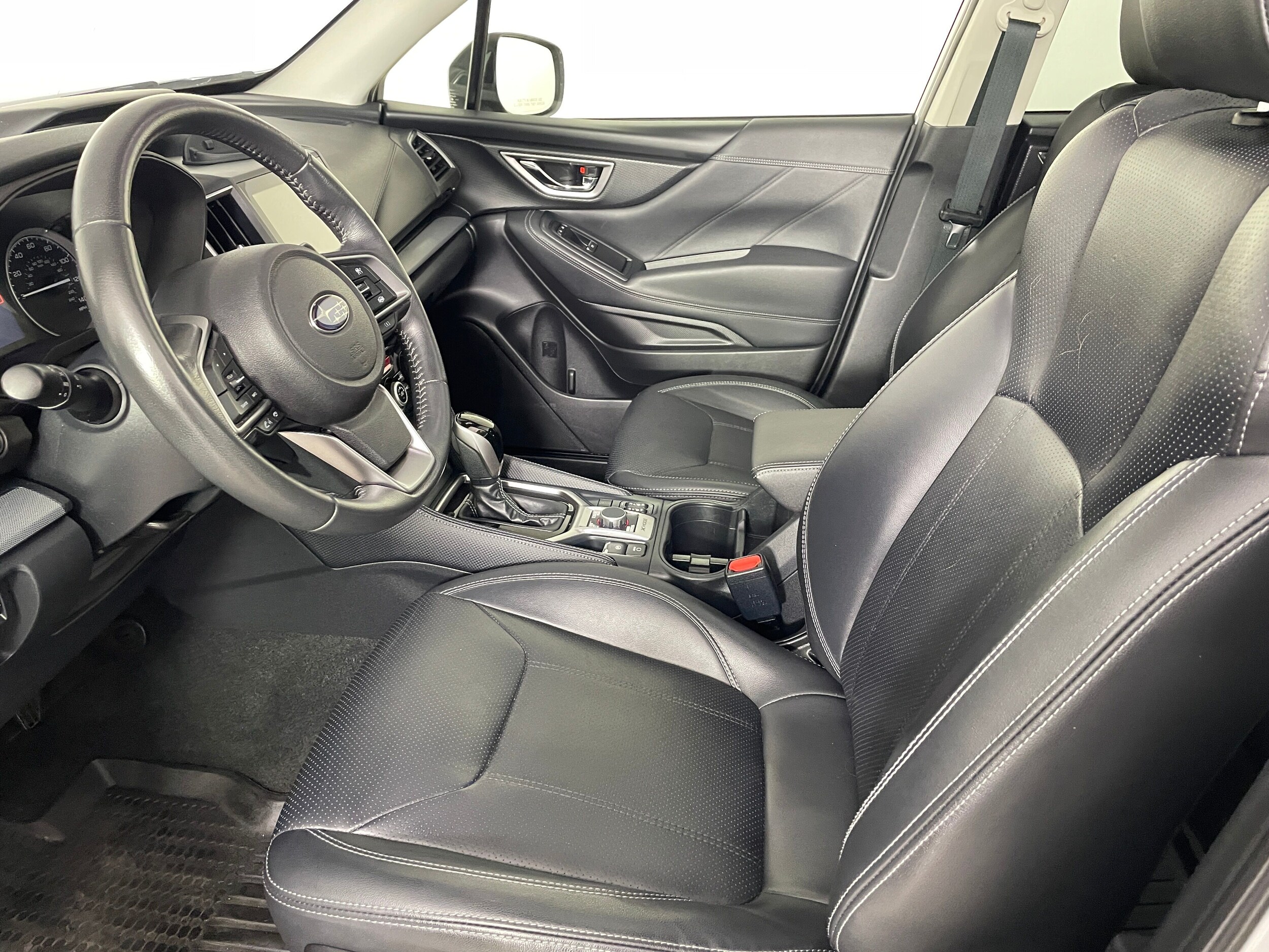 2020 Subaru Forester Limited photo 2