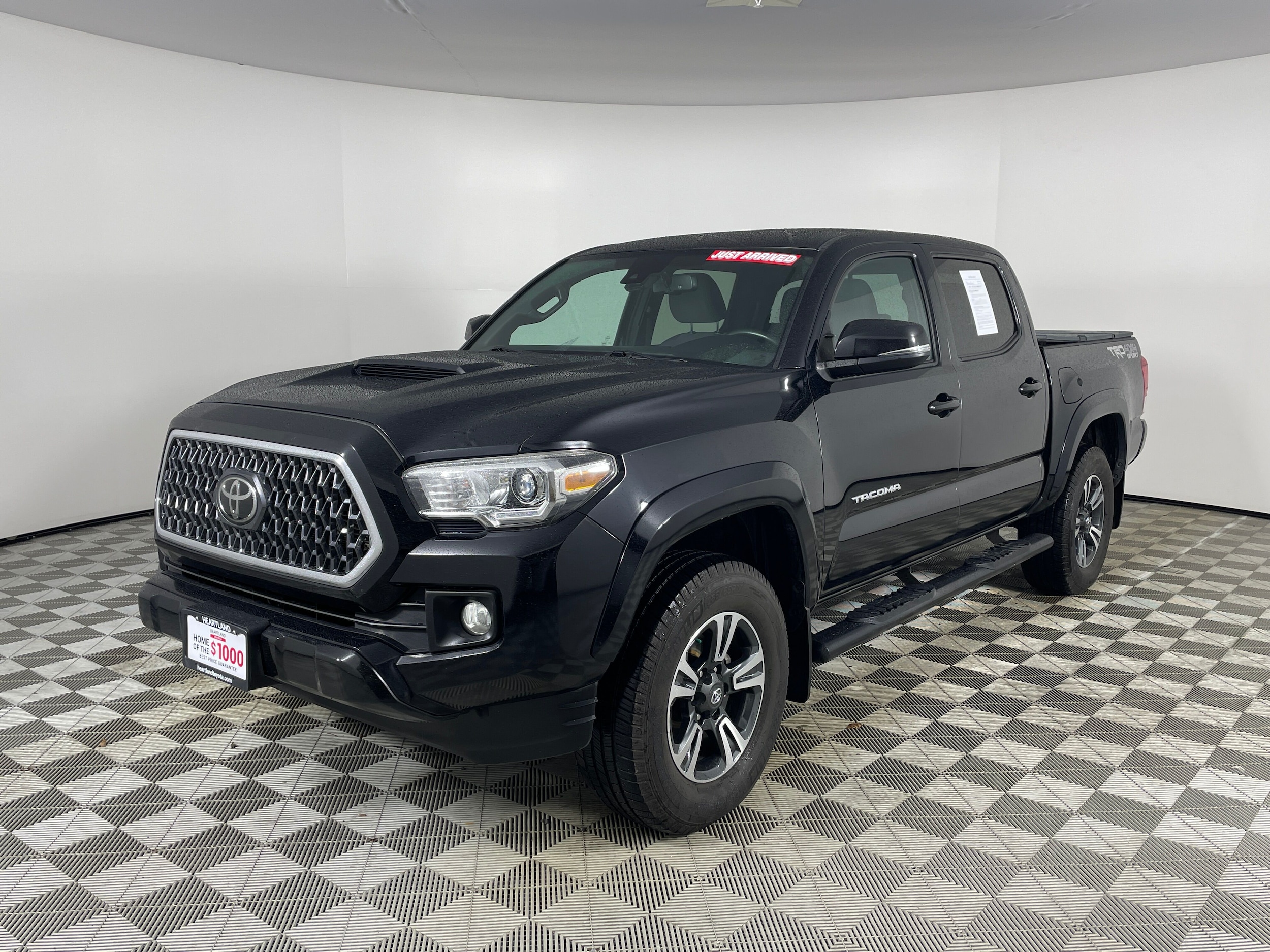 2019 Toyota Tacoma TRD Sport's photo
