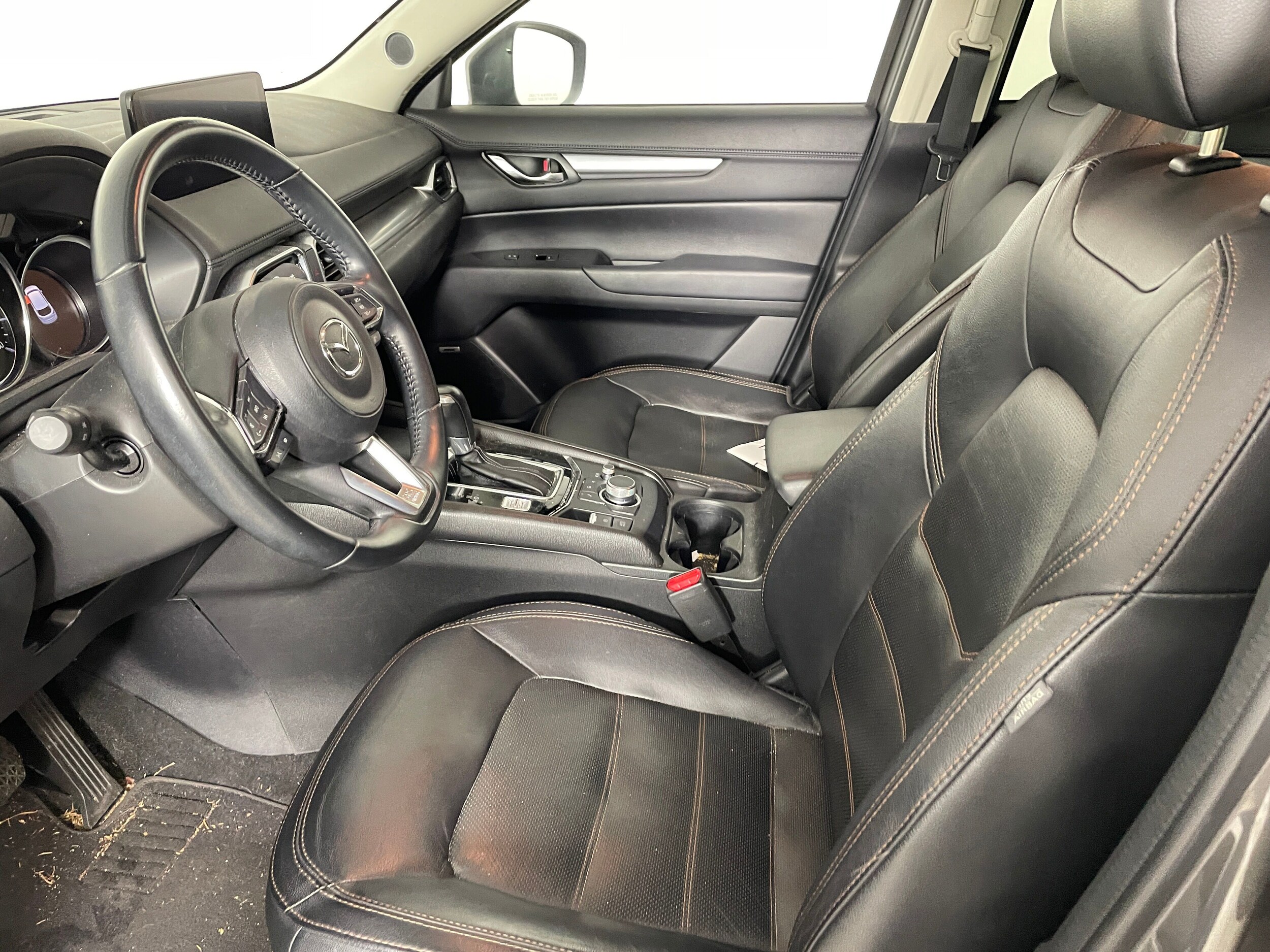 2021 Mazda CX-5 Touring photo 2