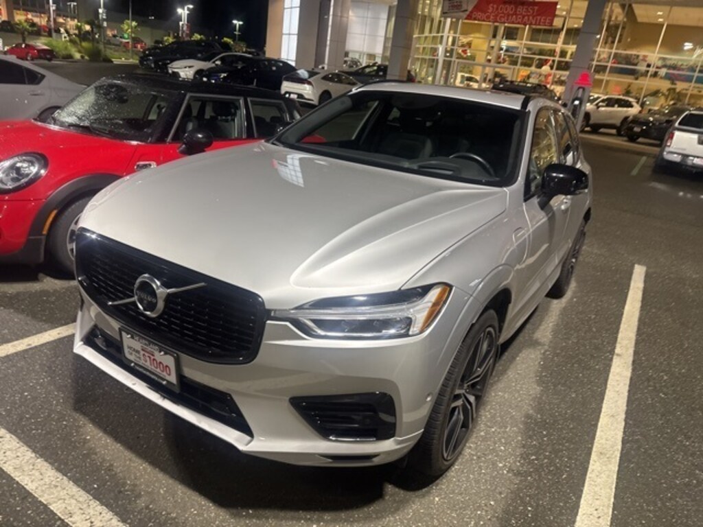 Used 2021 Volvo XC60 Recharge Plug-In Hybrid T8 R-Design SUV