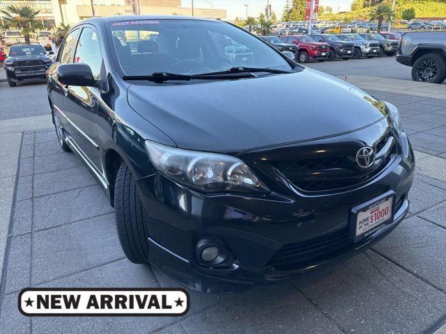 2013 Toyota Corolla's photo