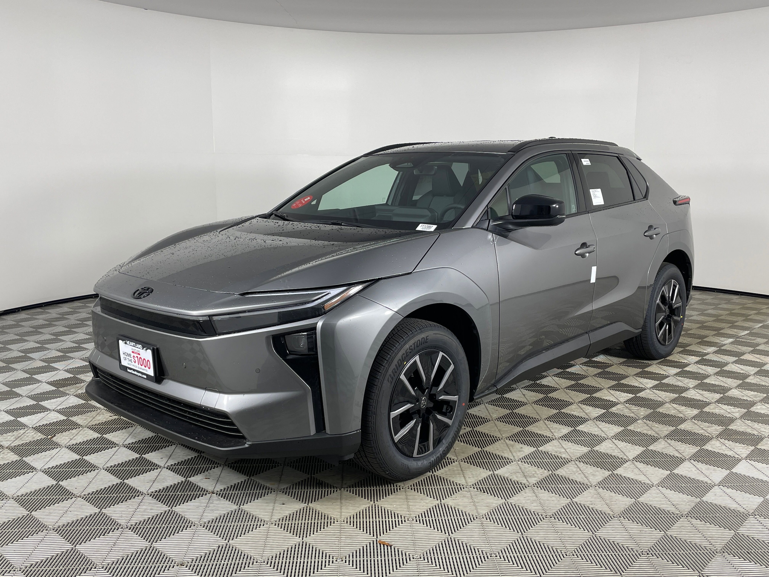 2026 Toyota bZ XLE's photo