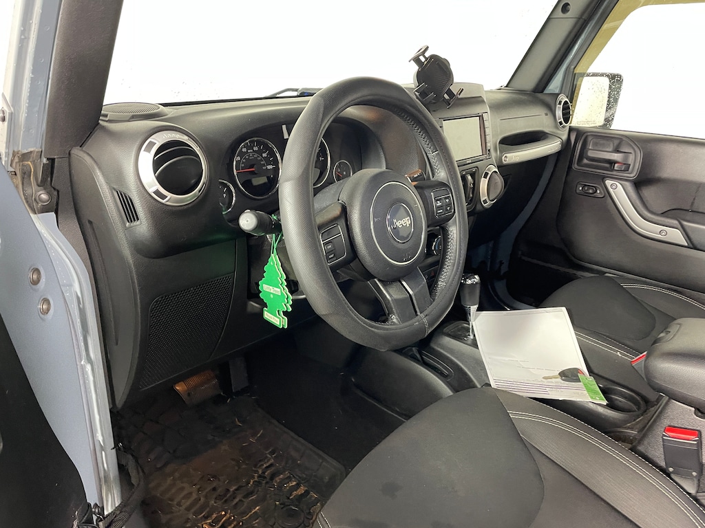 Used 2015 Jeep Wrangler Unlimited Sahara 4x4 SUV