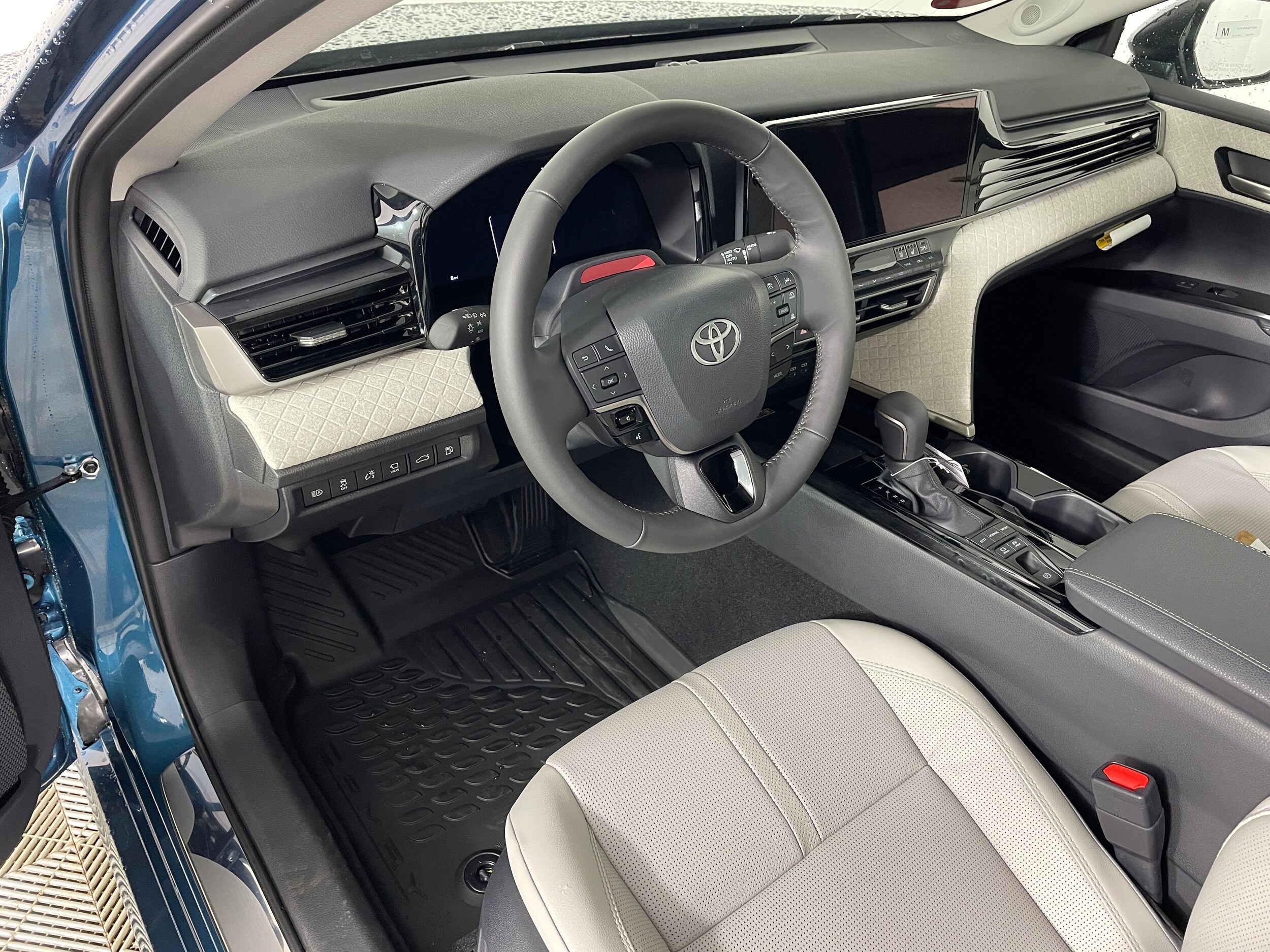 2026 Toyota Camry XLE photo 2