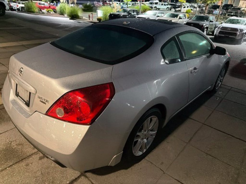 Used 2008 Nissan Altima 3.5 SE Coupe