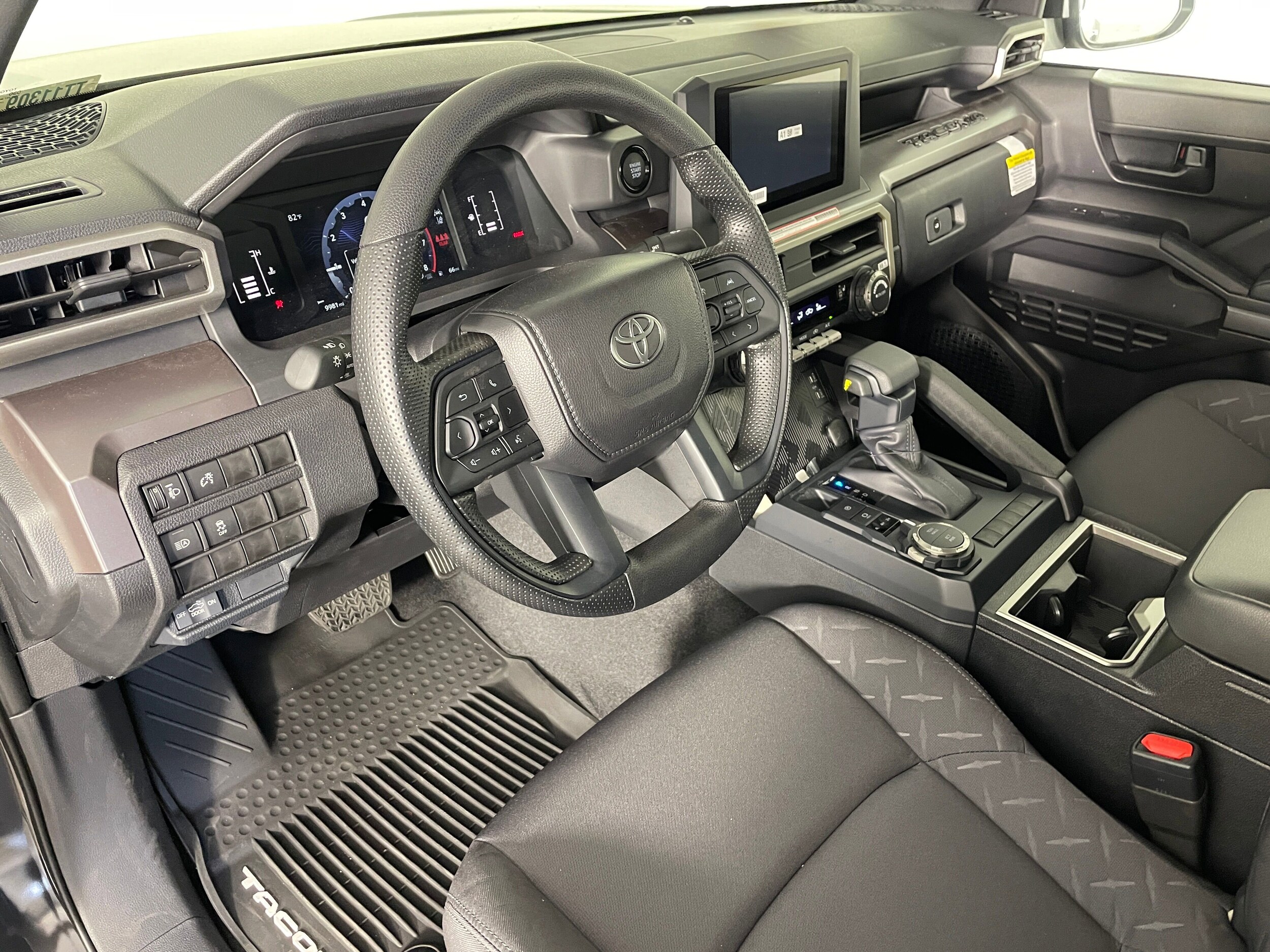 2025 Toyota Tacoma SR5 4x4 Double Cab photo 2