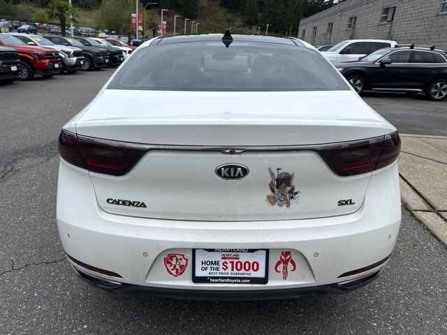 2017 Kia Cadenza Limited photo 6