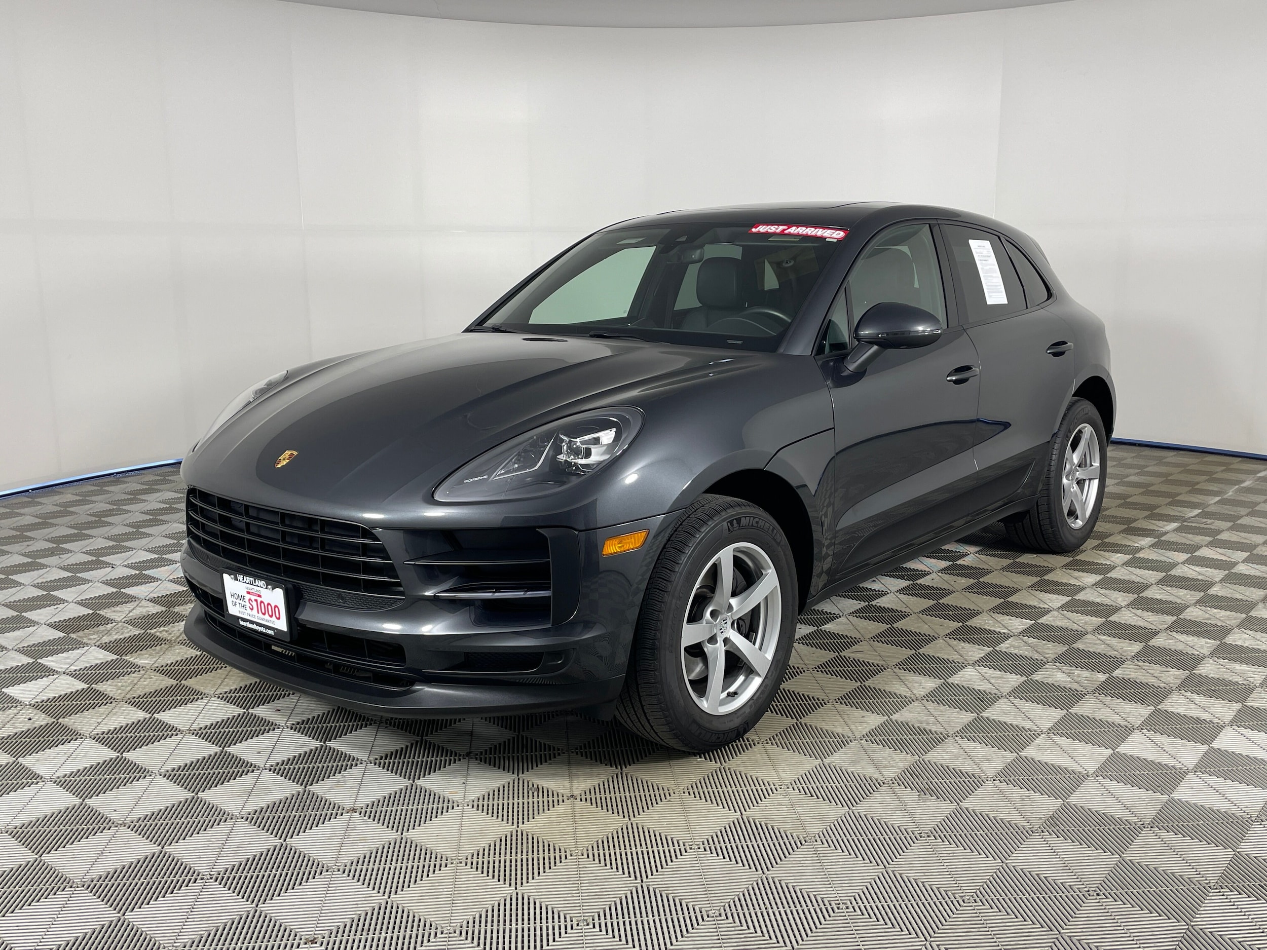 2020 Porsche Macan -'s photo