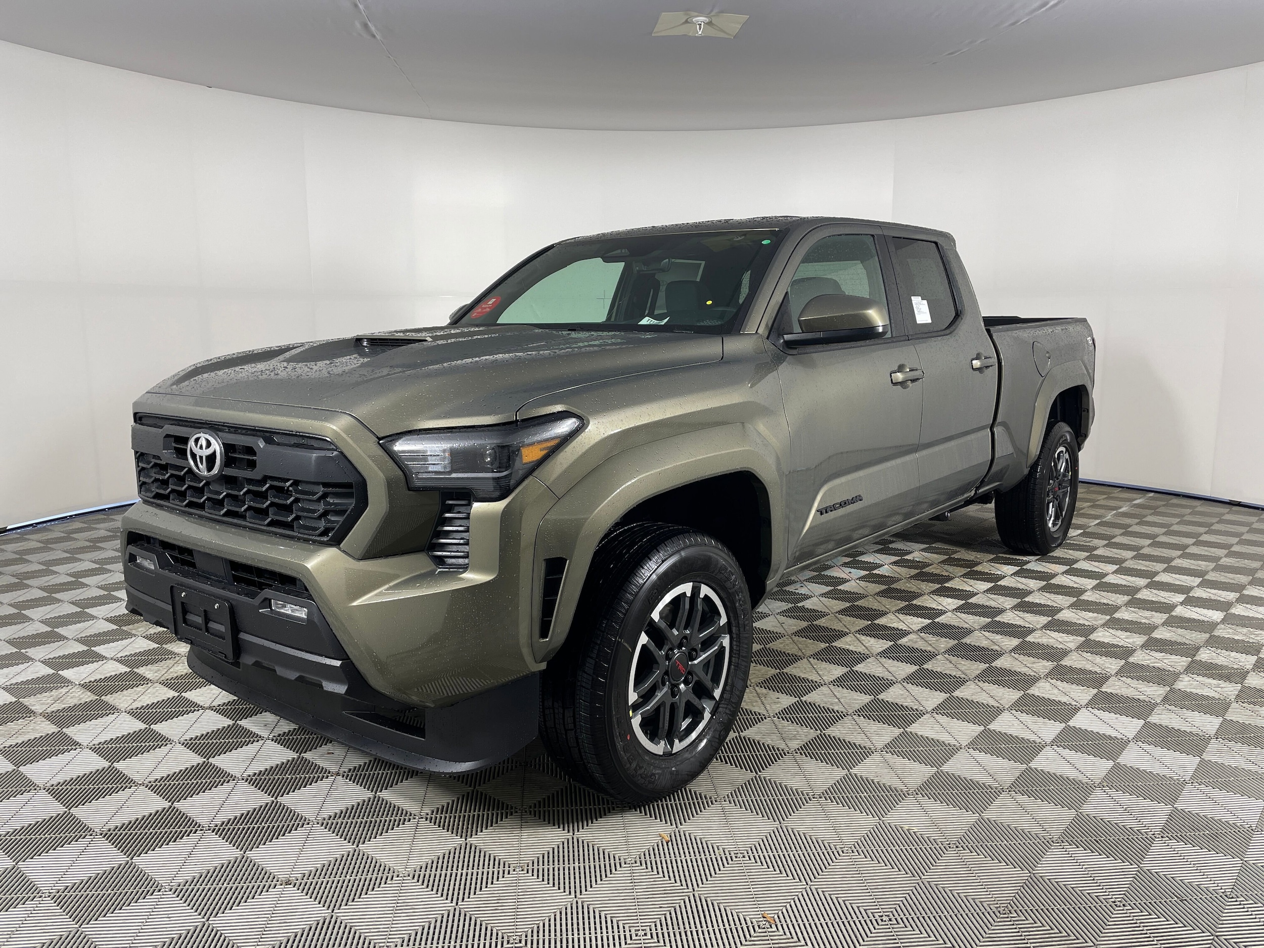 2025 Toyota Tacoma TRD Sport's photo