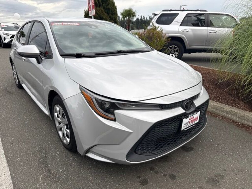 Used 2020 Toyota Corolla LE Sedan