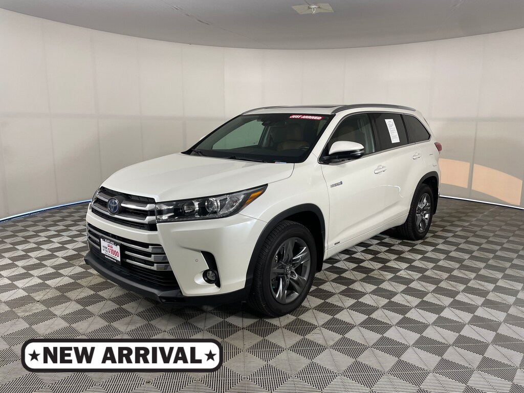 Used 2019 Toyota Highlander Hybrid Limited Platinum V6 SUV