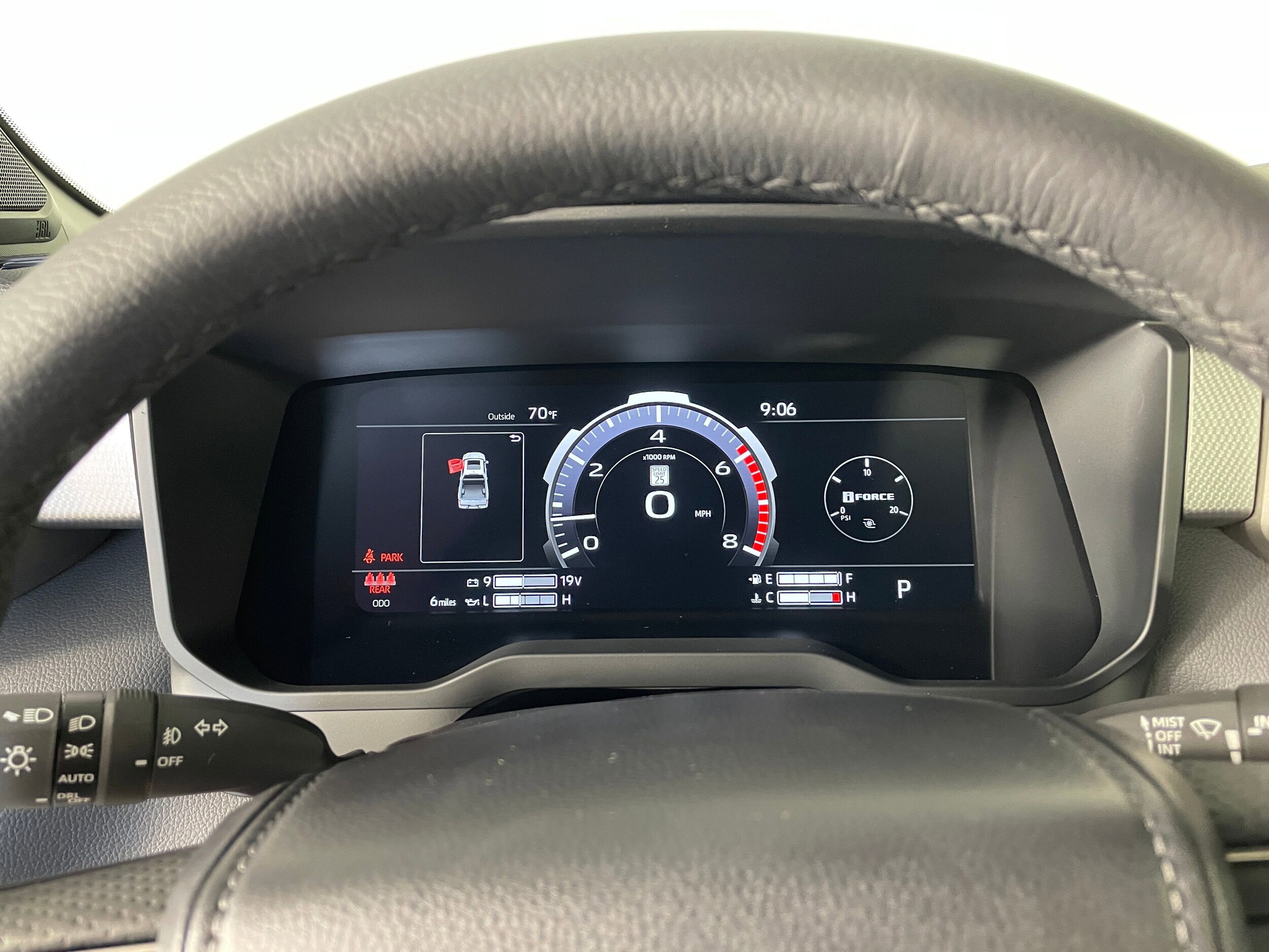 2026 Toyota Tundra Limited CrewMax photo 3