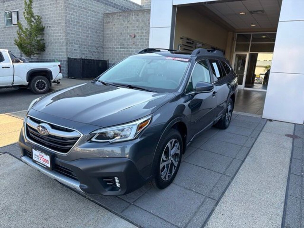 Used 2020 Subaru Outback Limited SUV