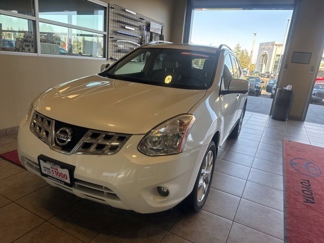 2013 Nissan Rogue SV SL photo 2