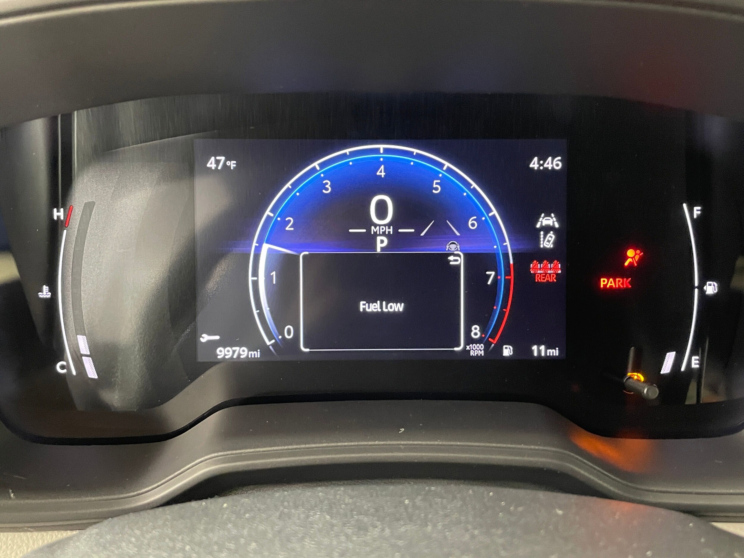 2026 Toyota Corolla Cross LE photo 2