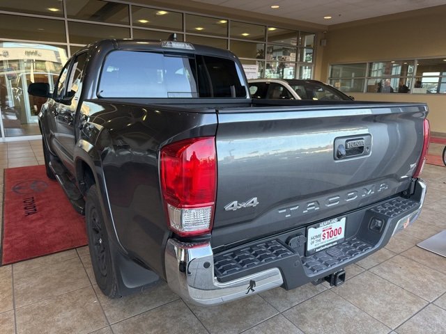 2022 Toyota Tacoma SR5 photo 4