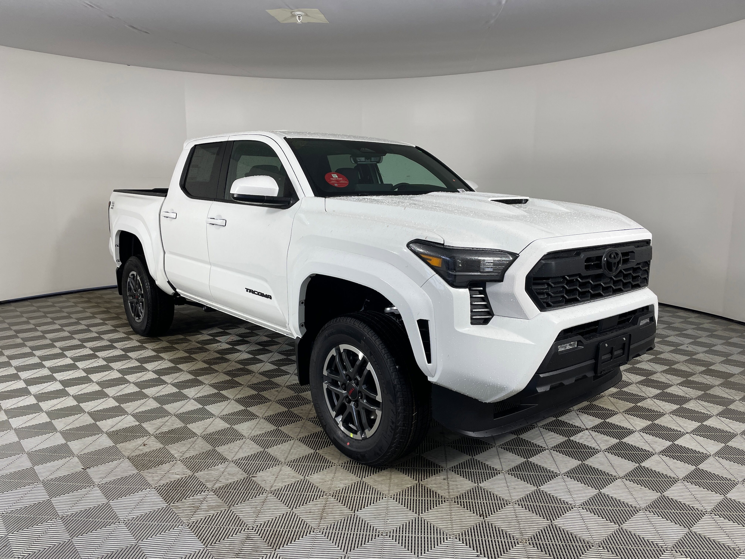2026 Toyota Tacoma TRD Sport - Photo 7