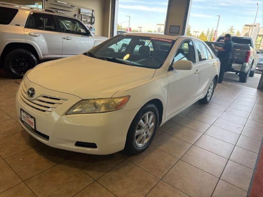 Used 2007 Toyota Camry LE Sedan