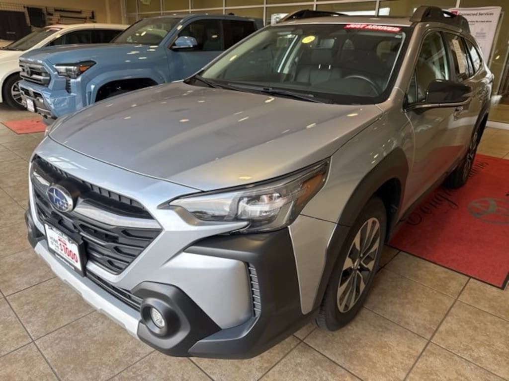 Used 2023 Subaru Outback Limited SUV