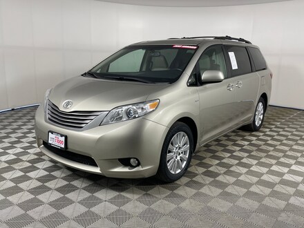 2017 Toyota Sienna Van