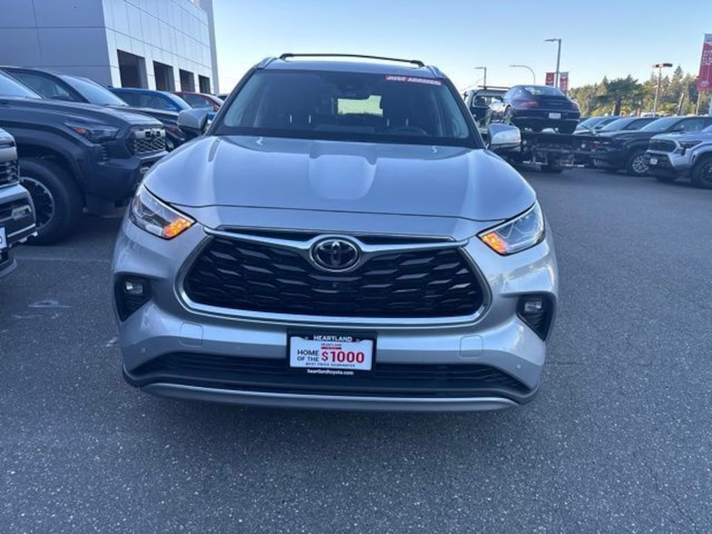Used 2023 Toyota Highlander Platinum SUV