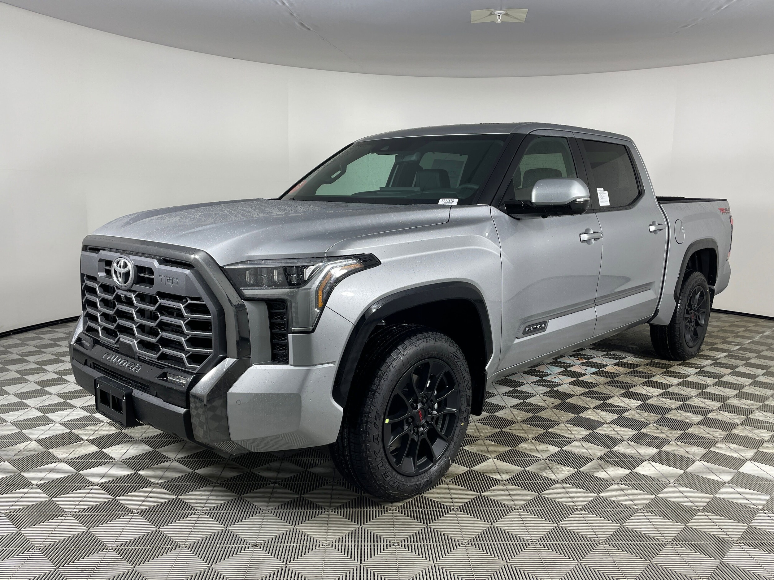 2026 Toyota Tundra Platinum's photo