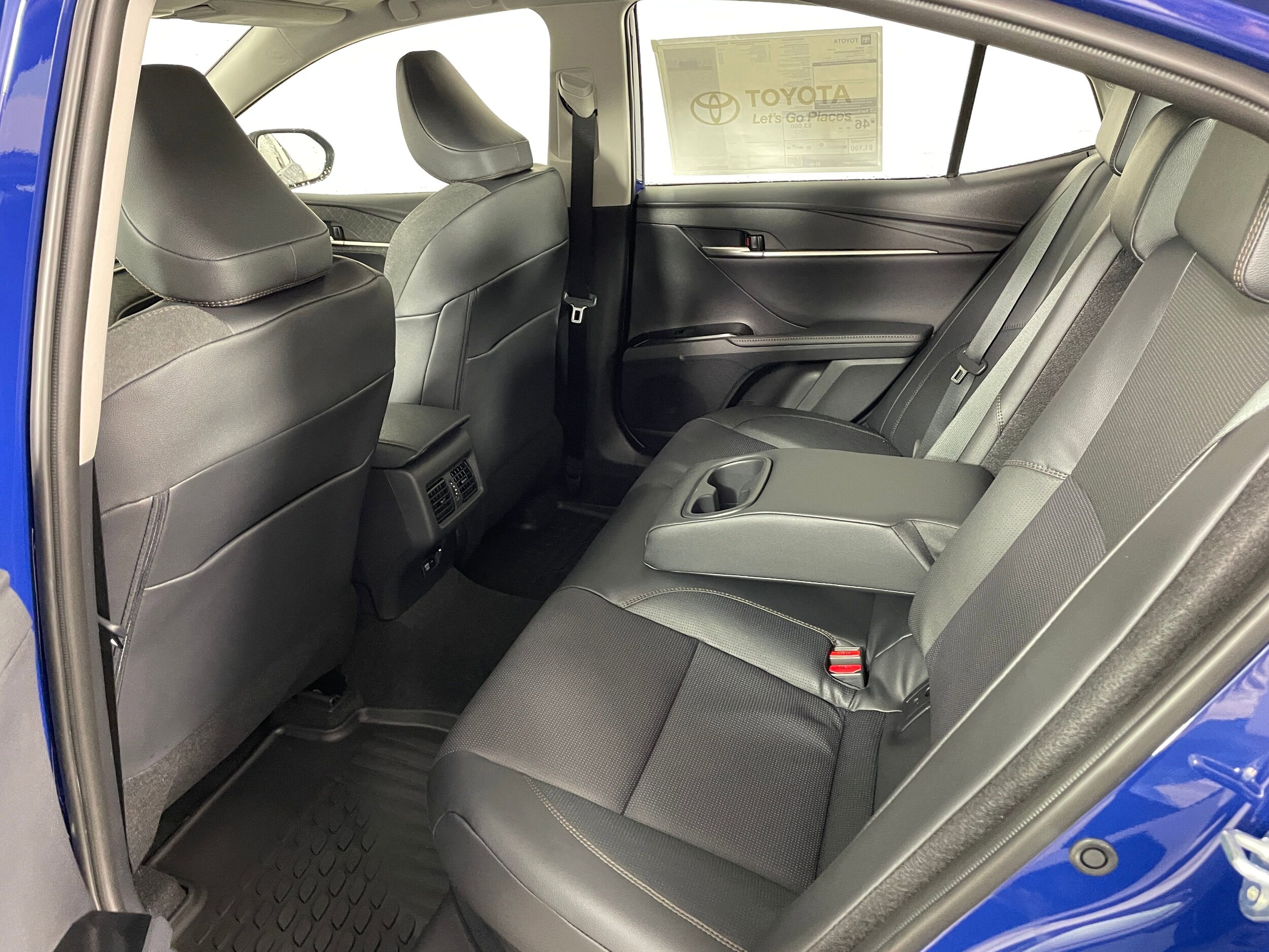 2026 Toyota Camry XLE photo 4