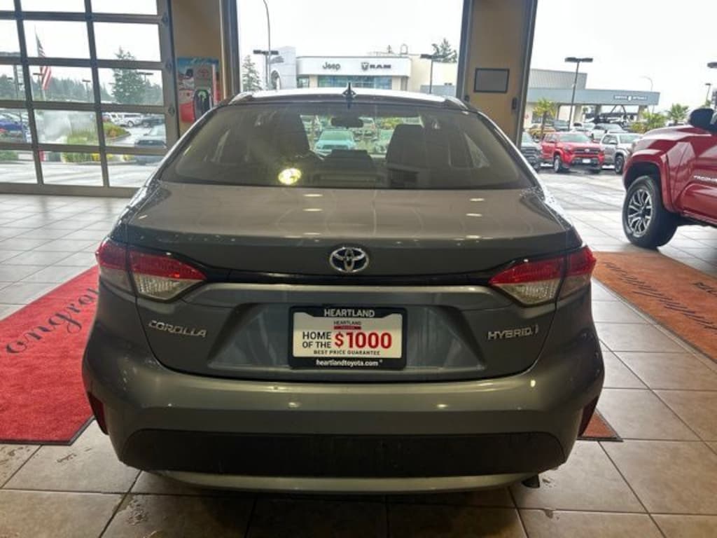 Used 2022 Toyota Corolla Hybrid LE Sedan