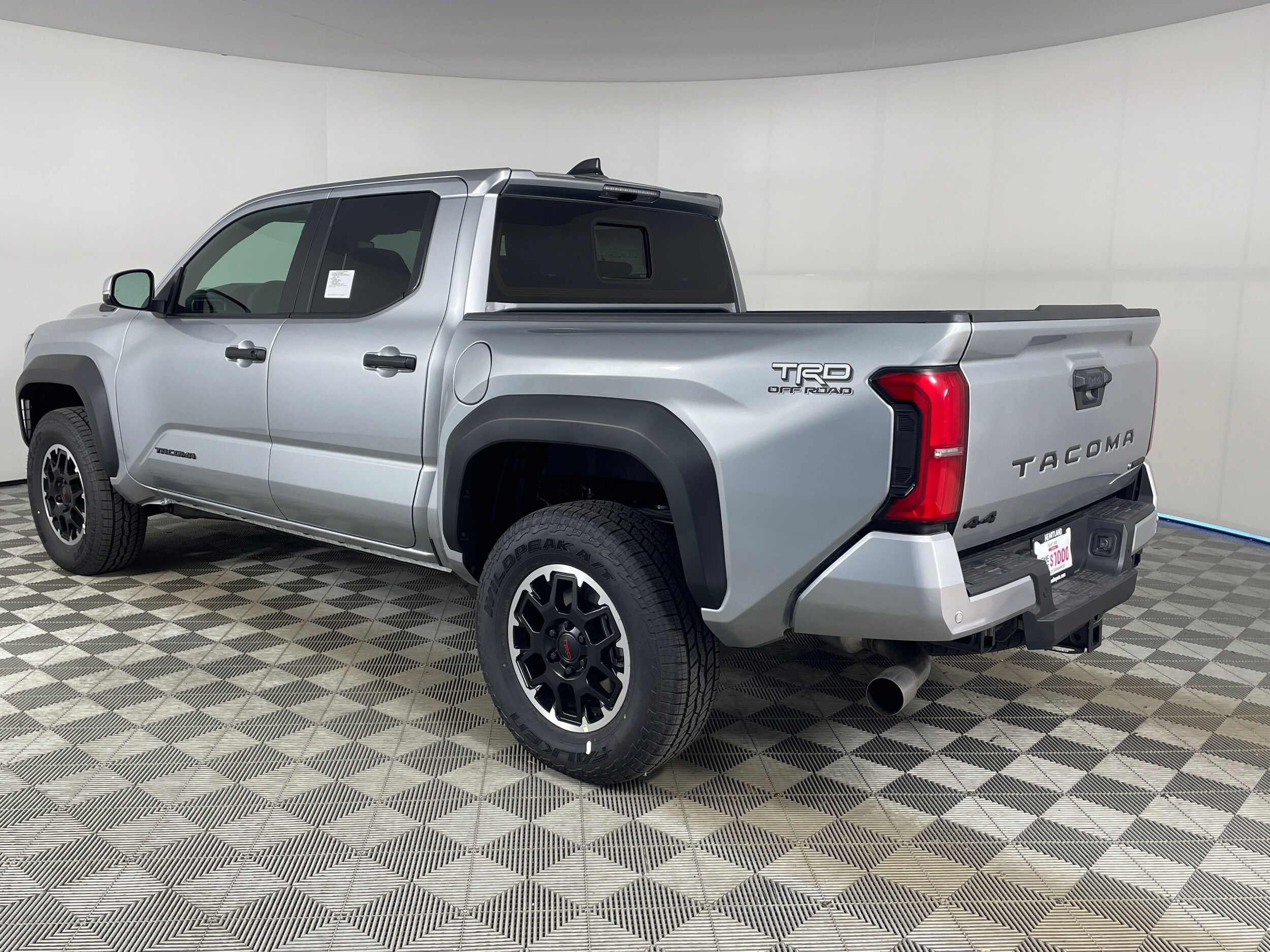 2026 Toyota Tacoma TRD Off Road - Photo 8