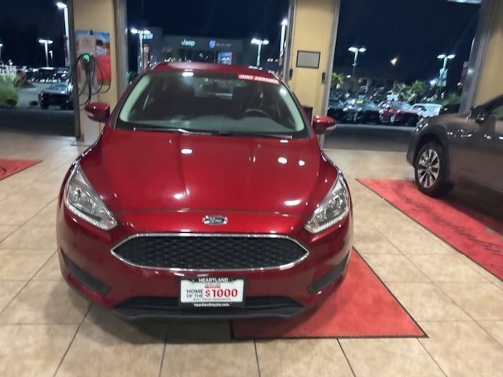 Used 2016 Ford Focus SE Hatchback