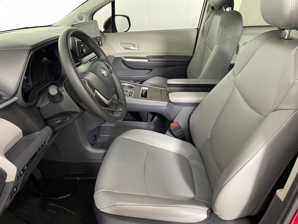 Certified 2023 Toyota Sienna XLE 7 Passenger Van Passenger Van
