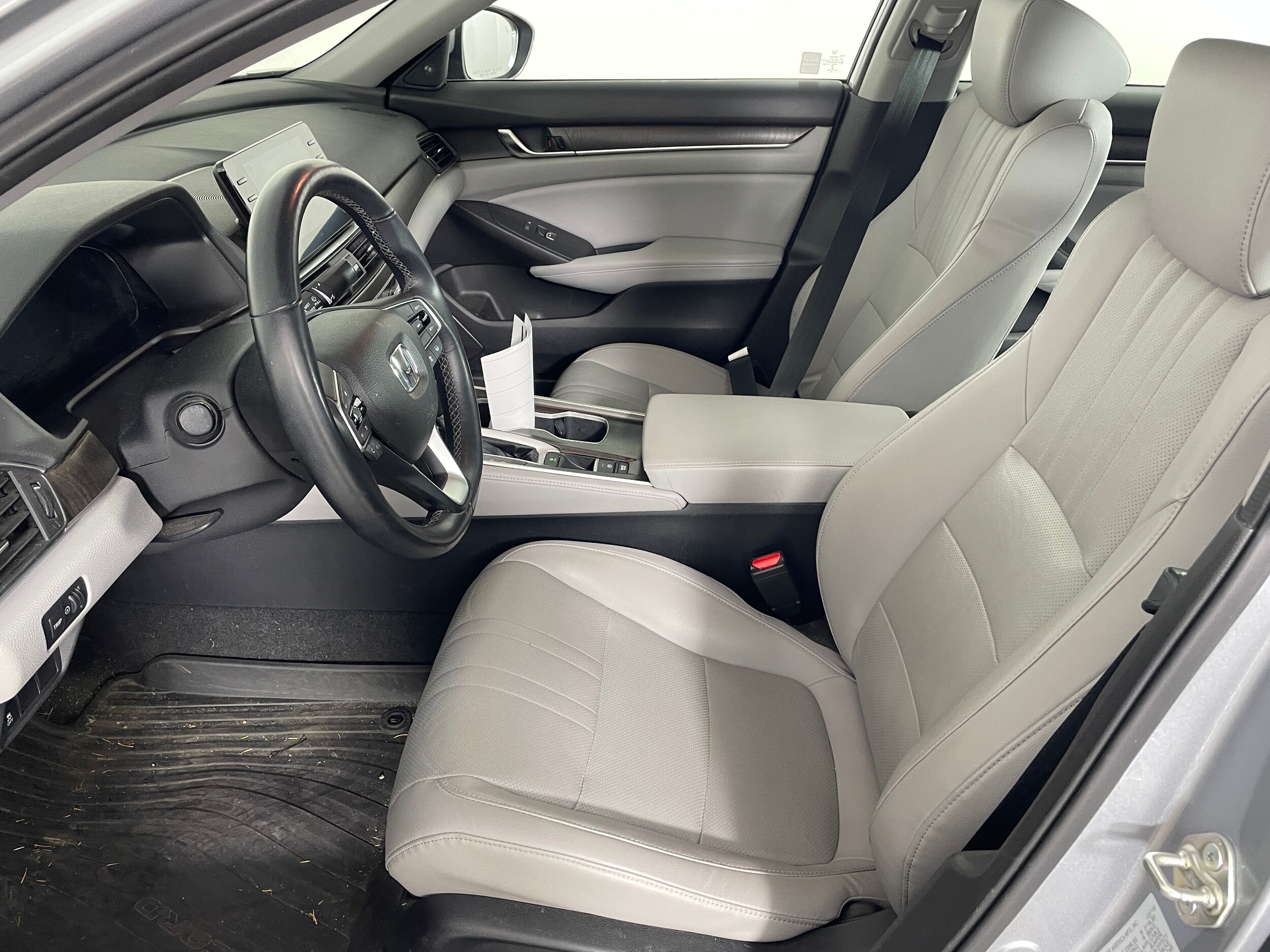 2018 Honda Accord EX-L photo 2