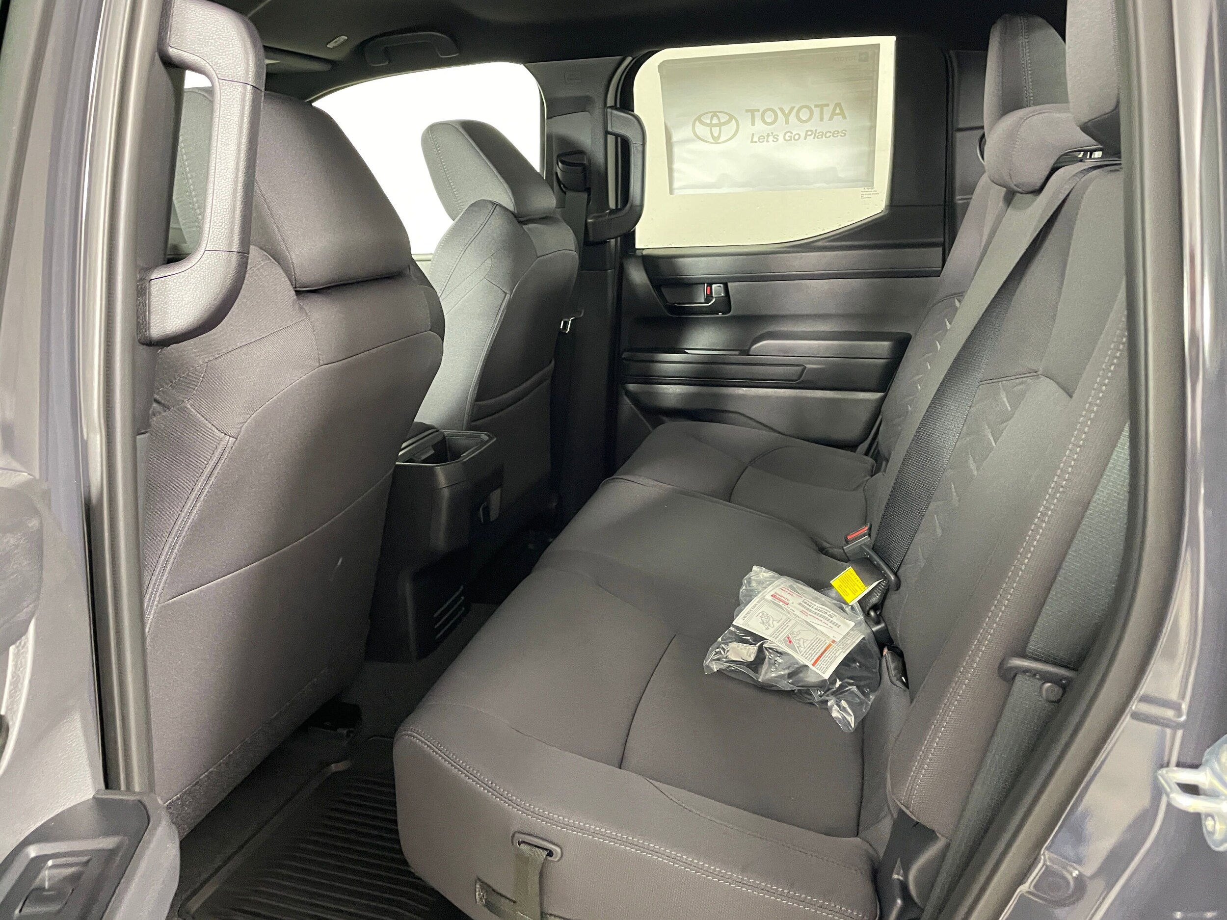 2025 Toyota Tacoma SR5 4x4 Double Cab photo 4