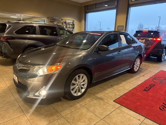 2013 Toyota Camry Hybrid XLE photo 4