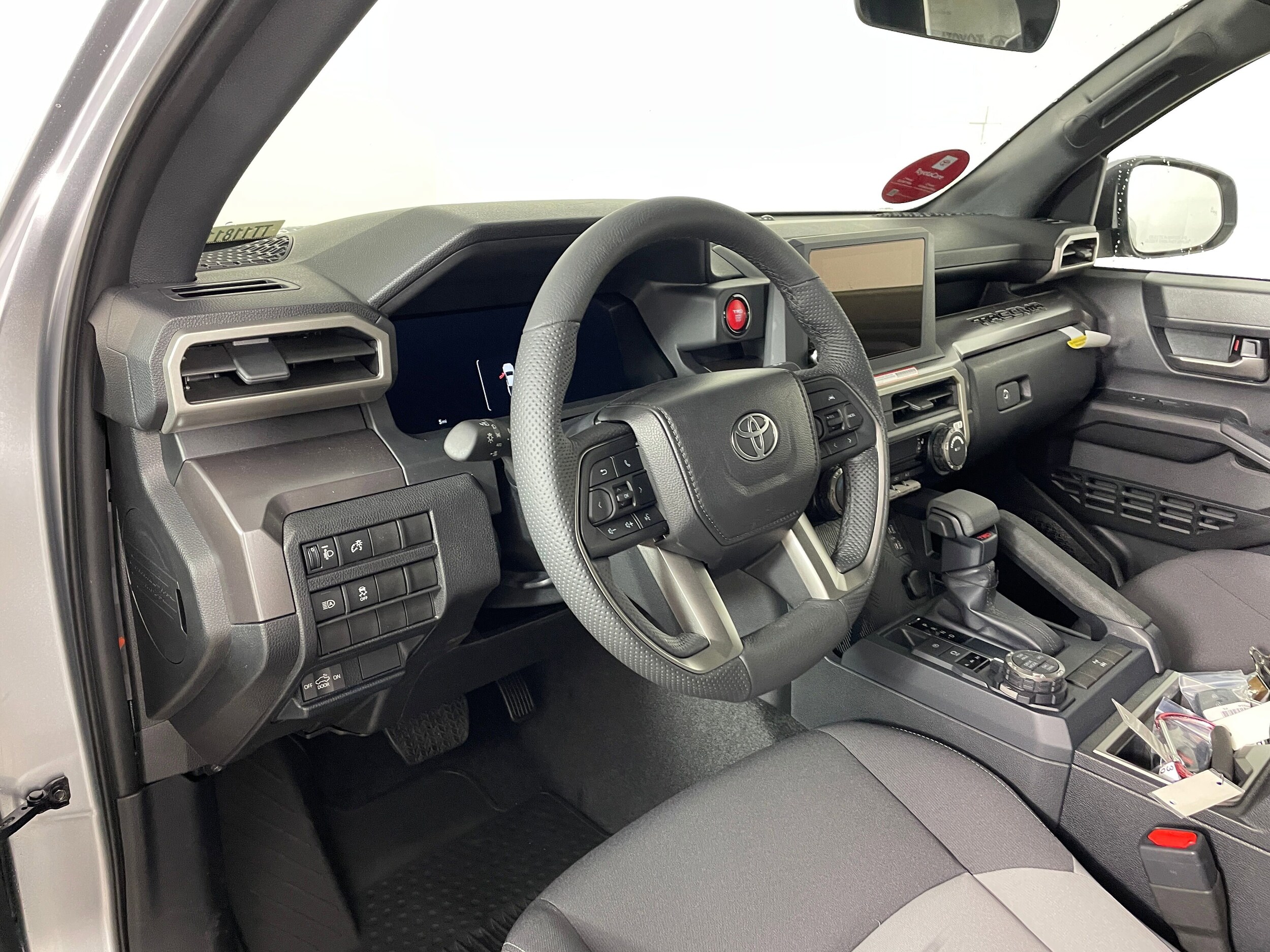 2025 Toyota Tacoma TRD Off-Road 4x4 Double Cab photo 2