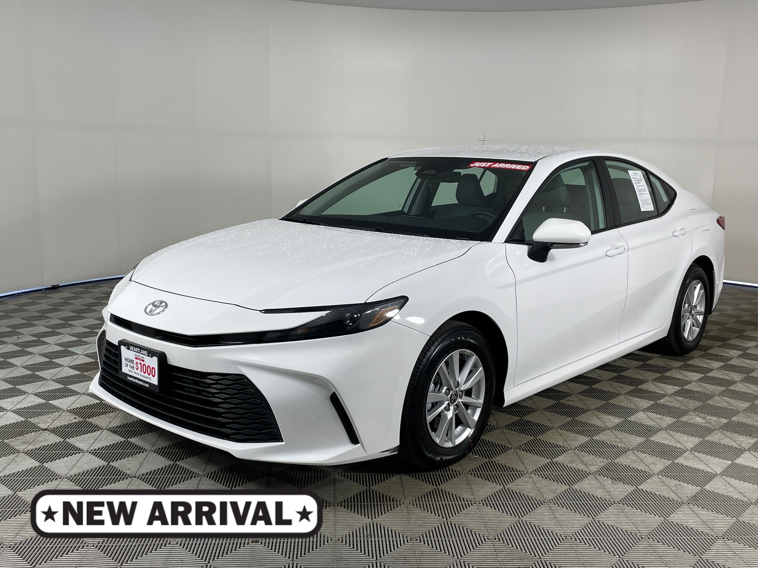 2026 Toyota Camry LE AWD Hybrid's photo