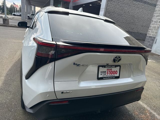 2024 Toyota bZ4X photo 6
