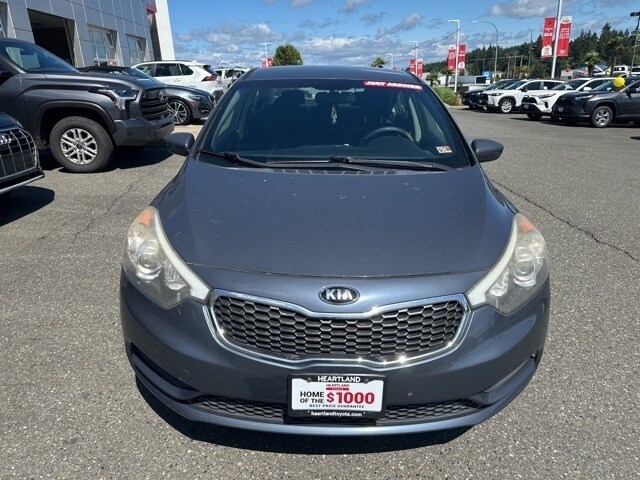 2016 Kia Forte LX photo 2